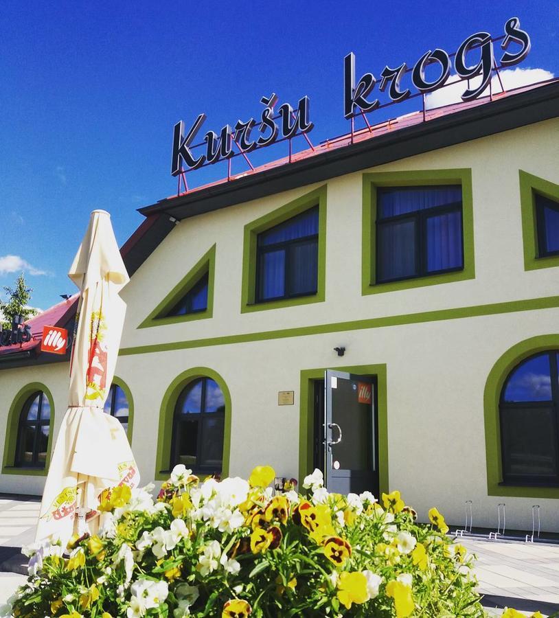 Kursu Krogs Dizstende Exterior foto